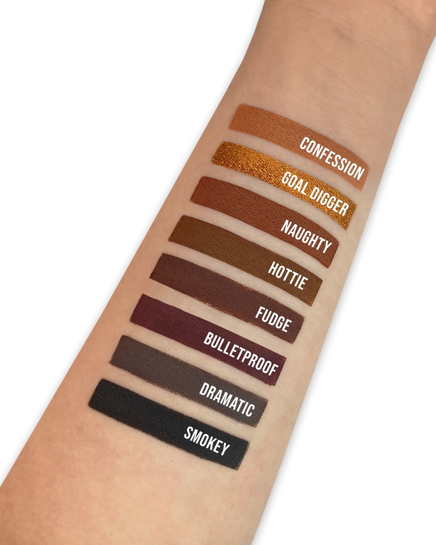 Gavissi Beauty - "HOTTIE" MATTE EYESHADOW